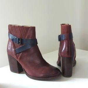 Leather Ankle Boots; Hush Puppies, 8.5